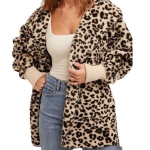 Hem & Thread Leopard Sherpa Jacket with Hood, One Size
